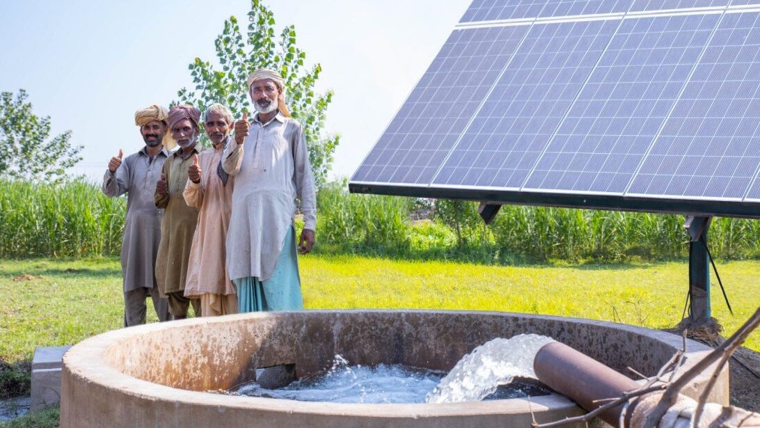 Solar-Powered-Farming